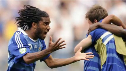 Bleus - Lacazette remplace Ménez