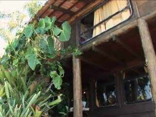 Vidéo : une maison de robinson sur l'île de Catimbau dans la baie de Paraty