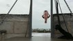 Célà minute - La Rochelle Redbull Cliff Diving 2013, le saut