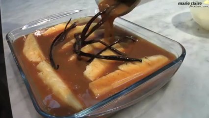 Macarons et ananas rôti en accompagnement de la bûche Mogador de Pierre Hermé