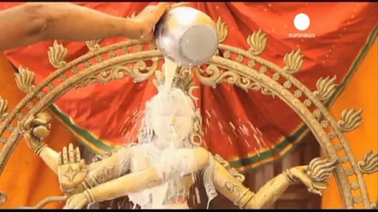 Renowned Indian dancer Raghunath Manet brings his first...