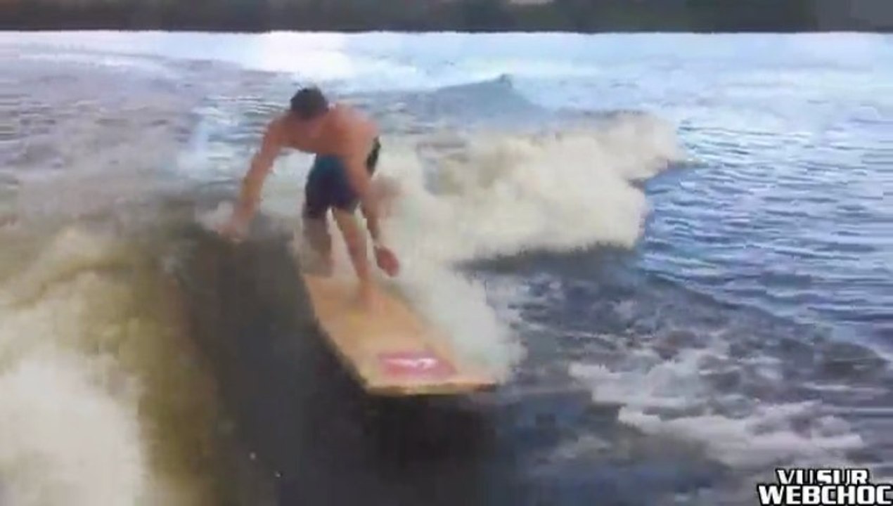 Methode russe pour faire du surf sans vagues (et sans planche de surf)