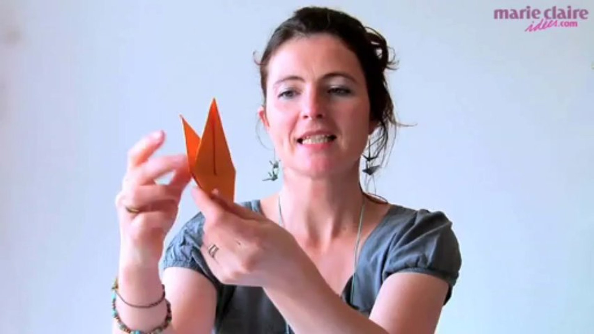 Fabriquer une étoile en origami - Marie Claire