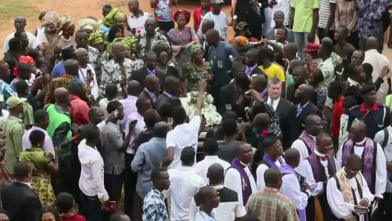 Nigeria: dernier hommage à Chinua Achebe