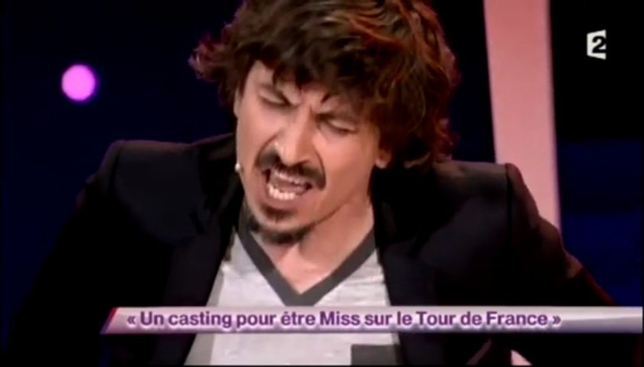 Arnaud Tsamere - Un casting pour être Miss sur le Tour de France