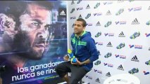Dani Alves believes that signing Neymar would be very productive for the team