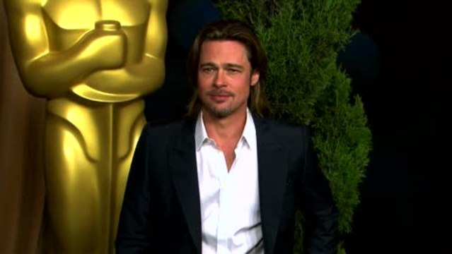 Brad Pitt Sneak Previews 'World War Z' for New Jersey Fans