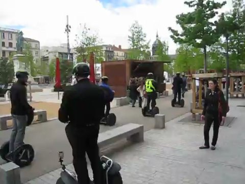 100513 Moto Auvergne 9728 début roulage (Clermont)