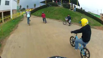 www.bmxinternationalteam.com  Living Colombian bmx
