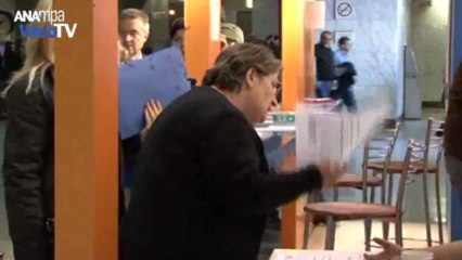 Το Κτηματολόγιο καλεί τους ομογενείς να τακτοποιήσουν την ακίνητη περιουσία τους στην Ελλάδα.