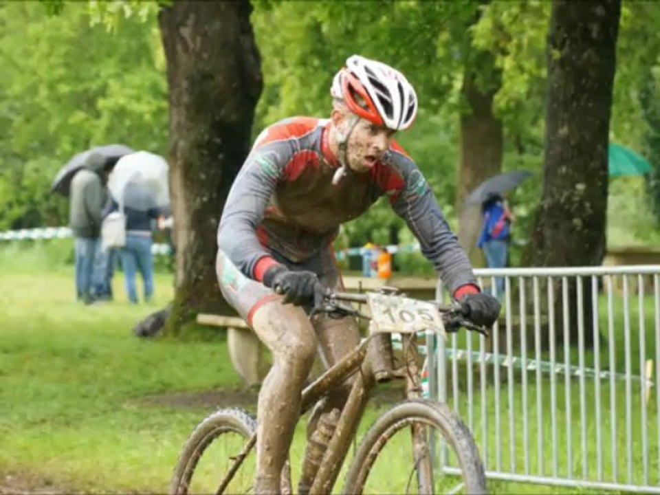 VendeeTourVTT_LaJubaudiere_2013