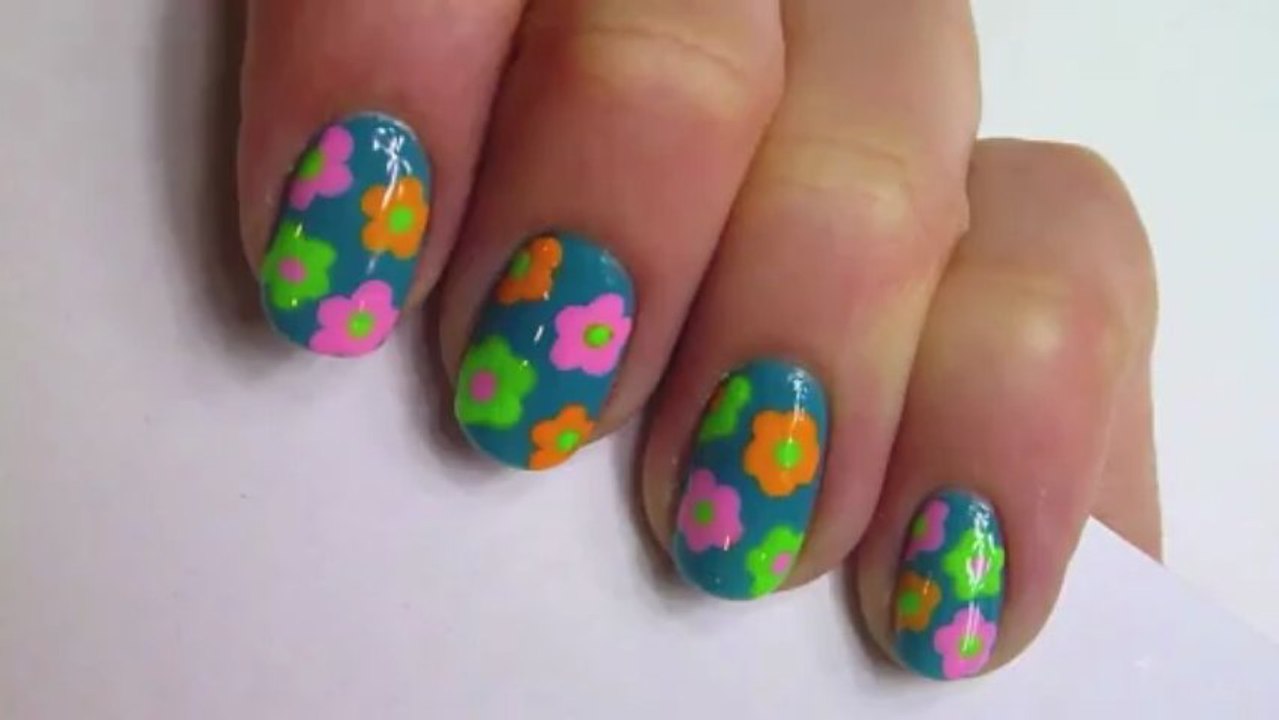 Floral Nail Art