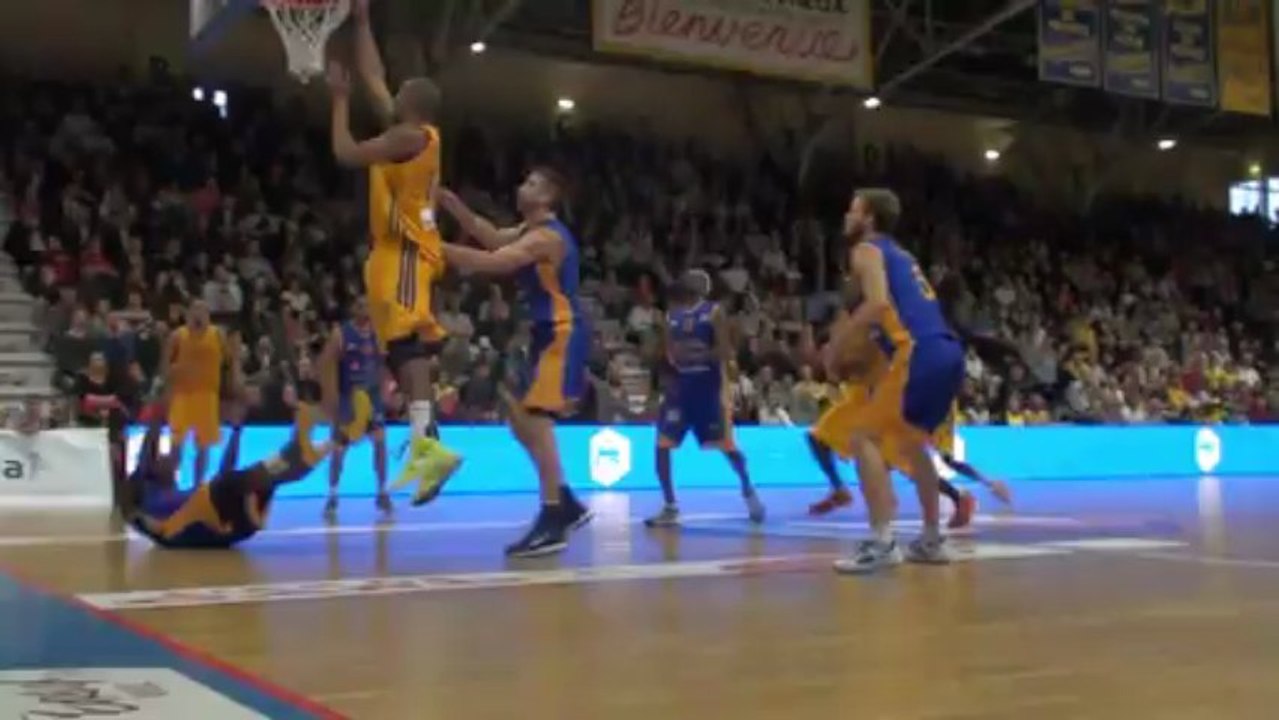 [Vidéo] Le flopping de Burrell