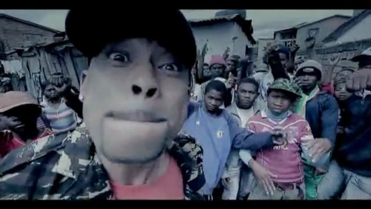 RABOUSSA  -    Nareo Ve ?  (gasy - malagasy)