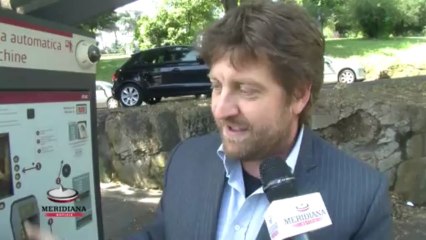 II Municipio, da ceppo d’albero ad opera d’arte grazie alla Linfa Materica di Piero Orlando