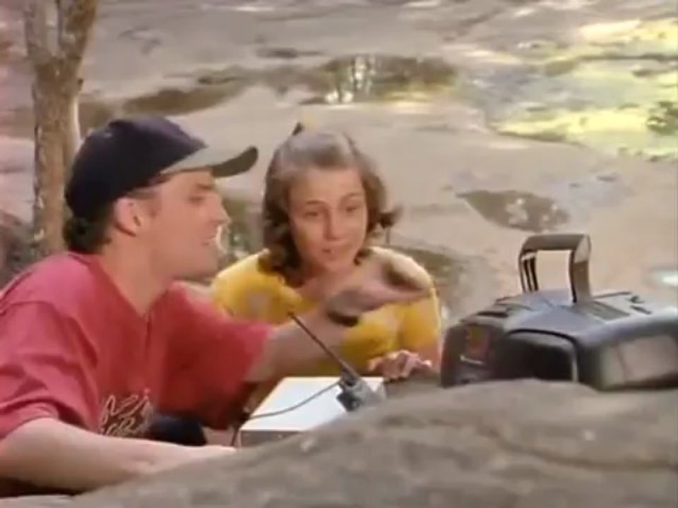 Spellbinder  Season 1, Episode 10 - Desperate Measures