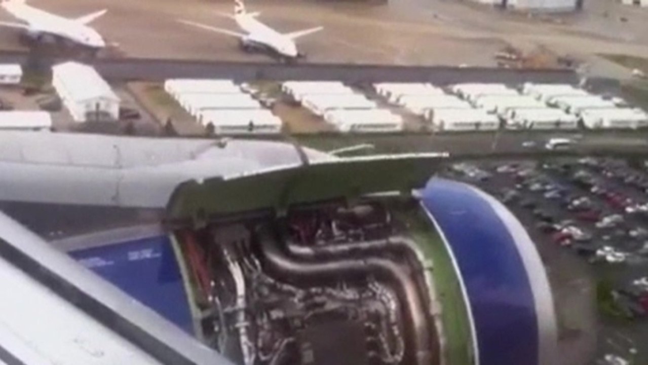 Video shows British Airways emergency landing