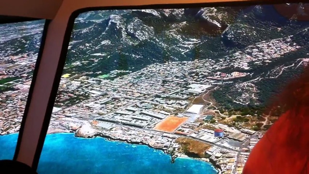 Passage sur Marseille, les Goudes, la Pointe Rouge sur simulateur de vol