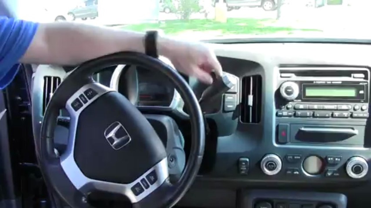 Used 2006 Honda Ridgeline RTL 4wd for sale at Honda Cars of Bellevue...an Omaha Honda Dealer!