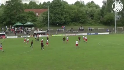 Ne pas jouer au football sur un terrain de foot américain !