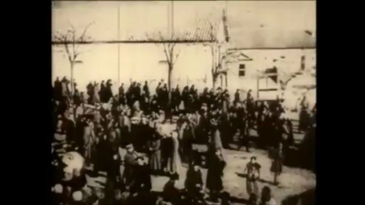 Makhnovtchina -  Roda Gil           -