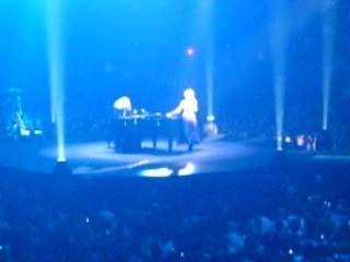 REVER BERCY 2006 MYLENE FARMER