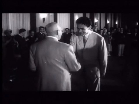 Bucuresti Strict Secret - Prizonier in paradis