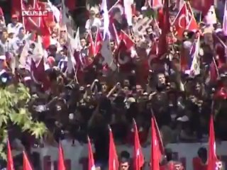 T.C için Türk Milleti ayakta !