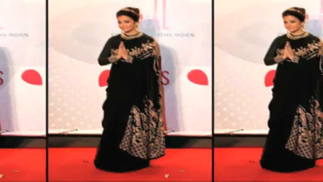 Golden Aishwarya blooms at Cannes