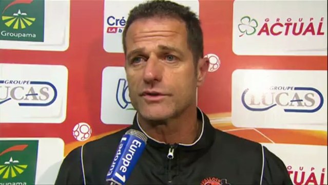 Conférence de presse Stade Lavallois - Châteauroux : Philippe HINSCHBERGER (LAVAL) - Didier THOLOT (LBC)