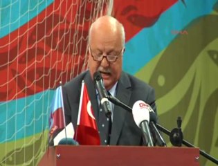 Sadri Şener Kongrede konuştu