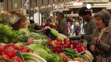 İspanyol ekonomisi küçülmeye devam ediyor