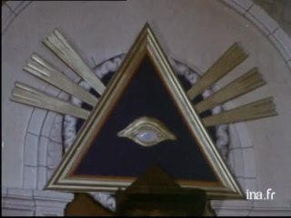 Francs Maçons à visage découvert 1sur2