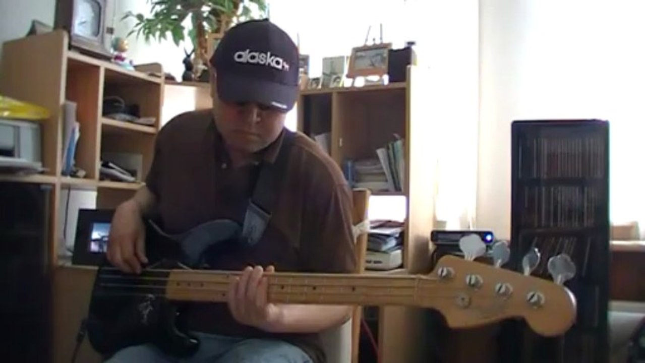 We are Family Chic & Sister Sledge Live at Tokyo Japan basscover Bob Roha