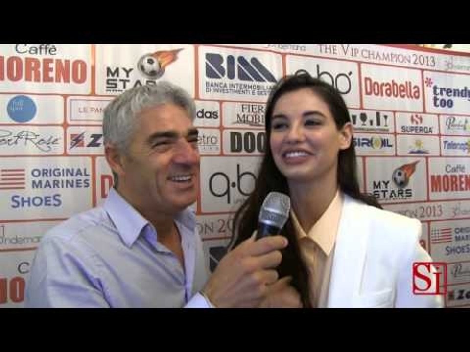 Napoli - Biagio Izzo intervista Francesca Chillemi per Vip Champion (24.05.13)