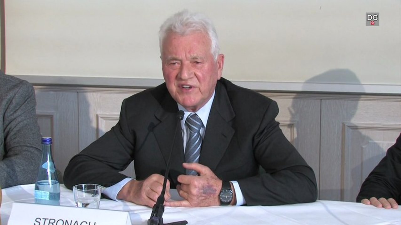 Irritationen bei Pressekonferenz vom Team Stronach