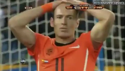 ROBBEN vs CASILLAS - World Cup Final 2010