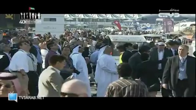 PAF JF-17 Thunder Performing At Dubai Air Show 2011.