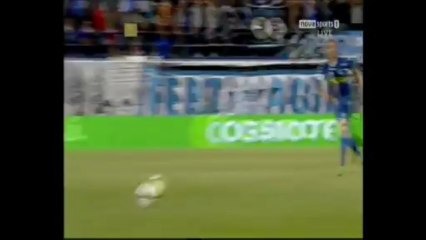 Περιστέρι στο γήπεδο Περιστερίου 2
