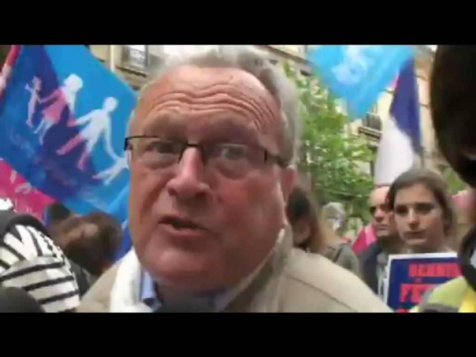 Christian Vanneste à la manif pour tous du 26 mai 2013