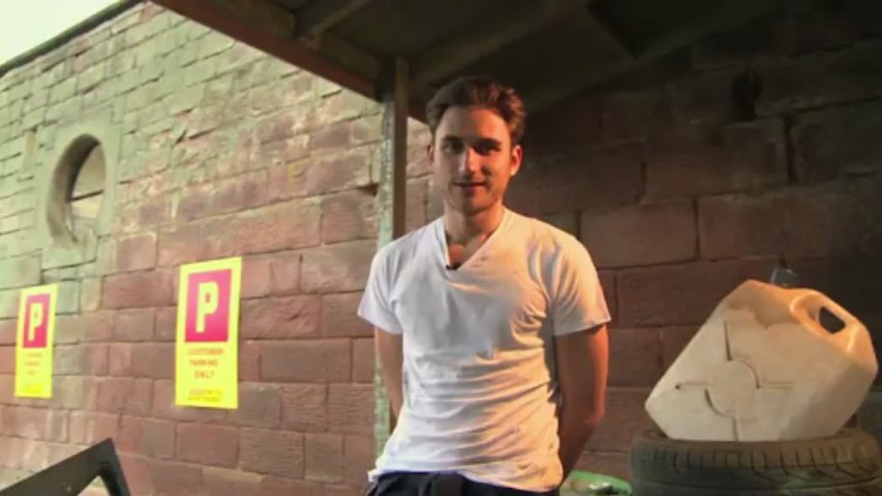 Hollyoaks Backstage- Meet Freddie Roscoe