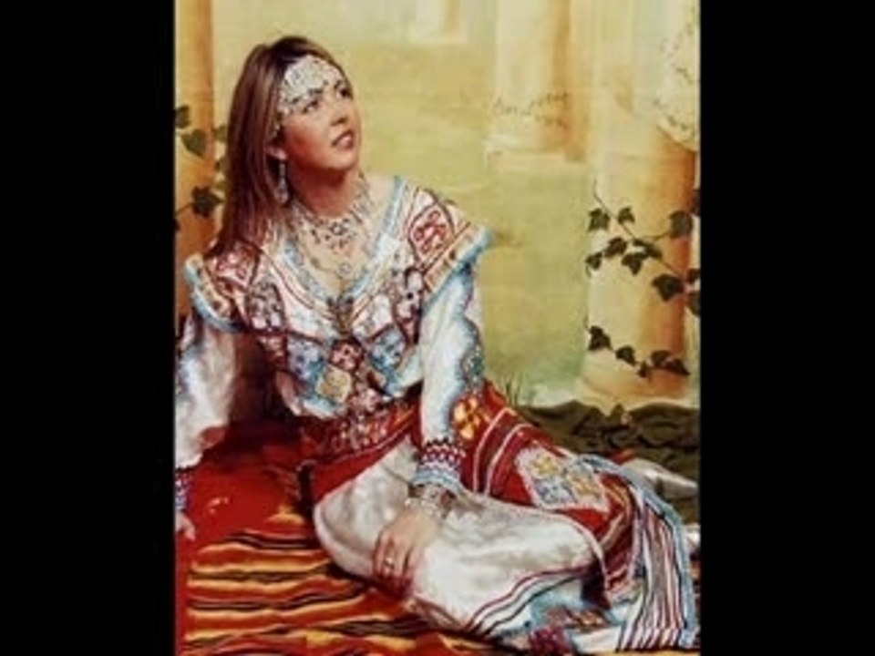 Costumes Traditionnelles Version Longue