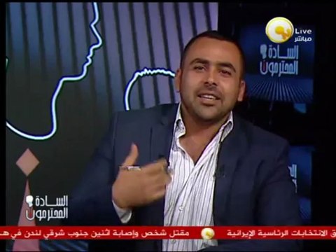 السادة المحترمون: صفوت حجازى عيسي العوام يمتطئ ظهر حصان فى ميدان التحرير