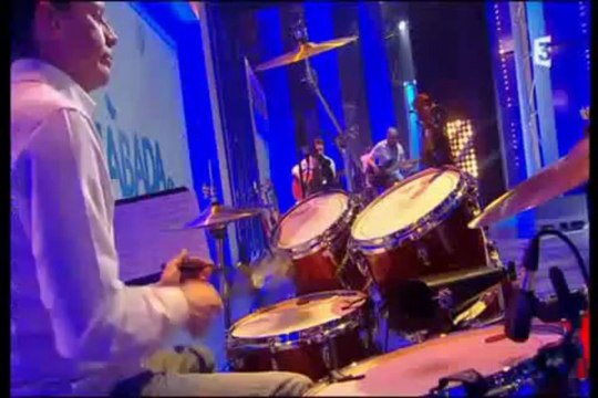 Roch Voisine & Sophie Delila - Tant Pis - In Live - Le 28-04-2013-