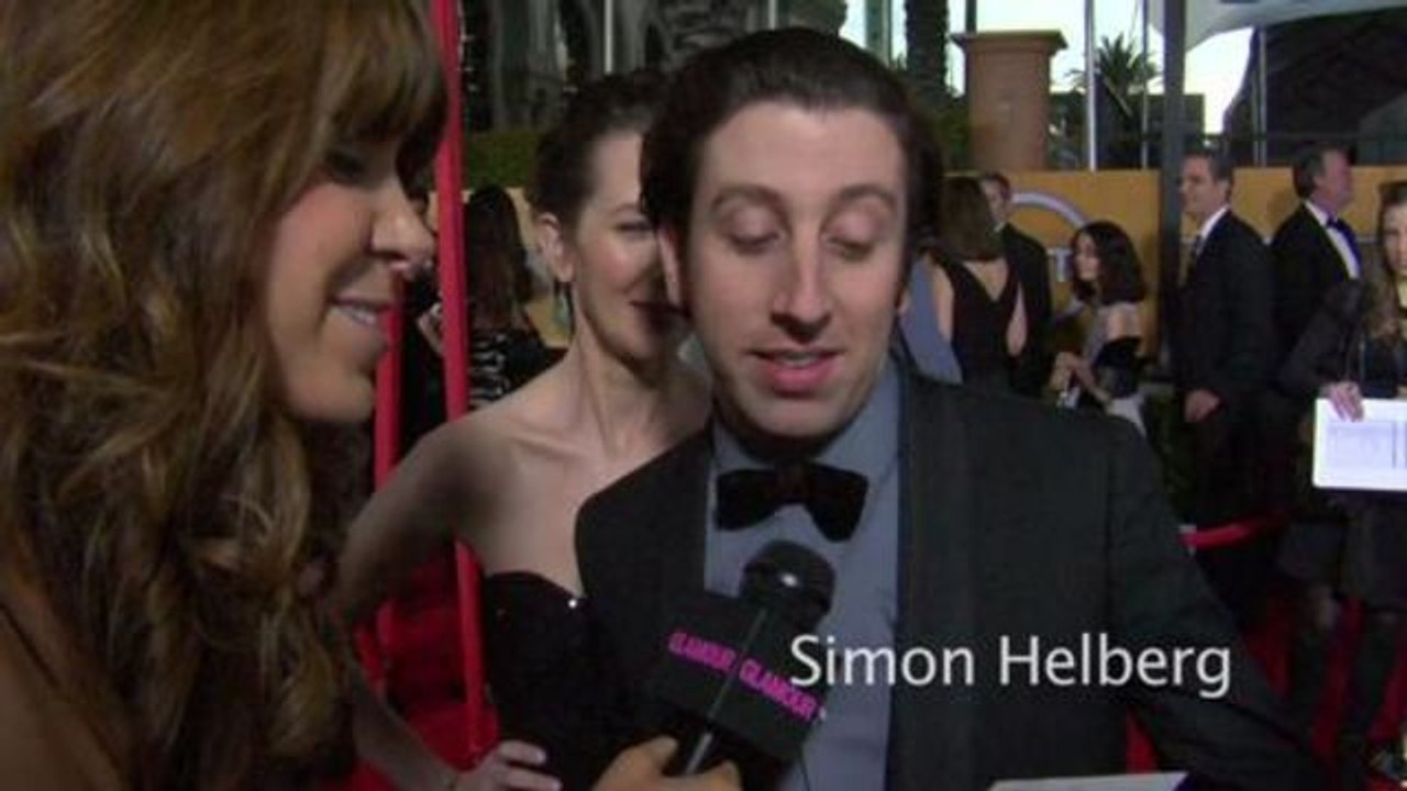 Red Carpet Roundup - We Asked the Cast of The Big Bang Theory to Sing Their Theme Song With Us...and They Did!