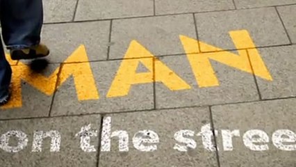 Dating Dos & Don'ts - What Can a Girl Do To Get Your Attention