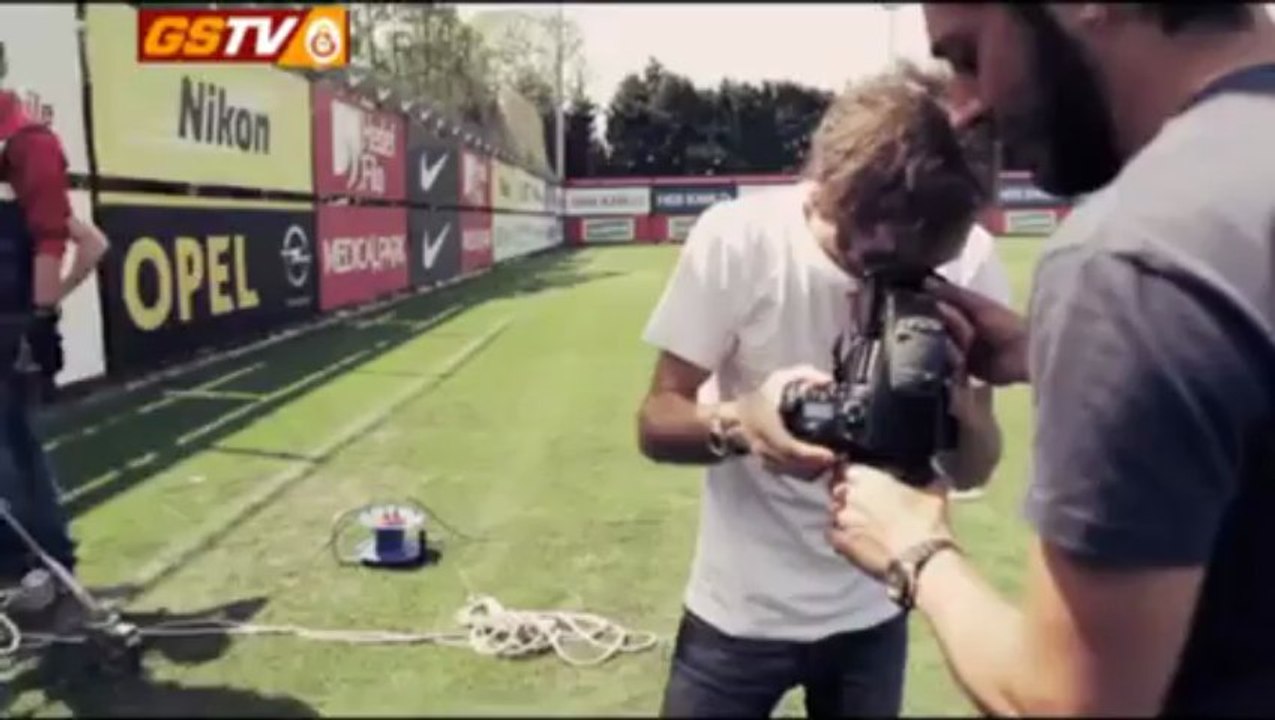 FUTBOL  Yeni Sezon Parçalı Formamız  Fotoğraf Çekimi Kamera Arkası