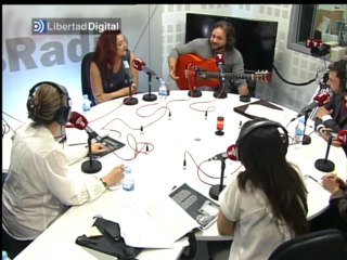 Entrevista a Alicia Acuña y Raúl Cantizano por 'La Gloria de mi Mare' - 27/05/13