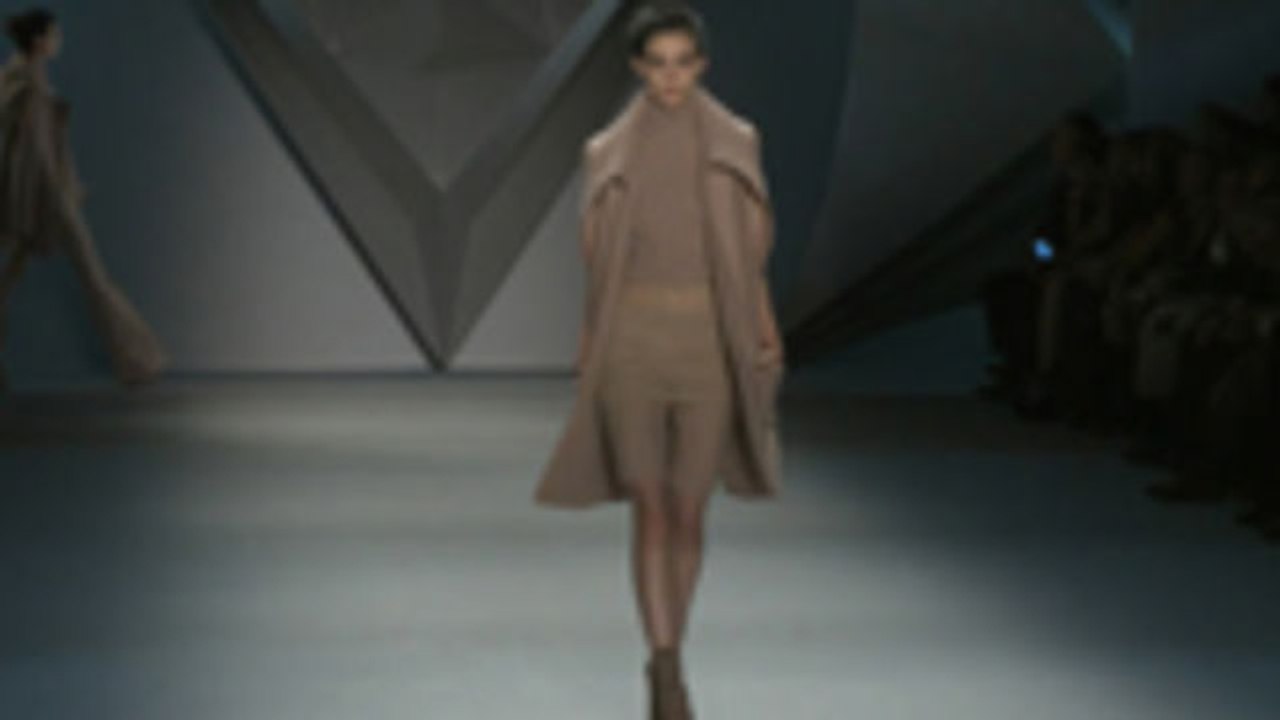 Vera Wang Fall 2012
