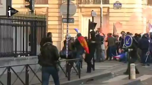 Agression de journalistes à la Manif pour Tous